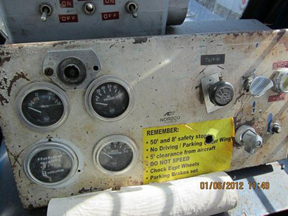 Lavatory Truck ACE 1410-5030