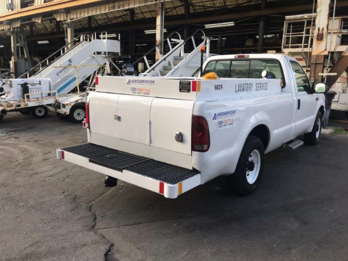 Lavatory Truck Ford/Stinar SLS 250/F 250