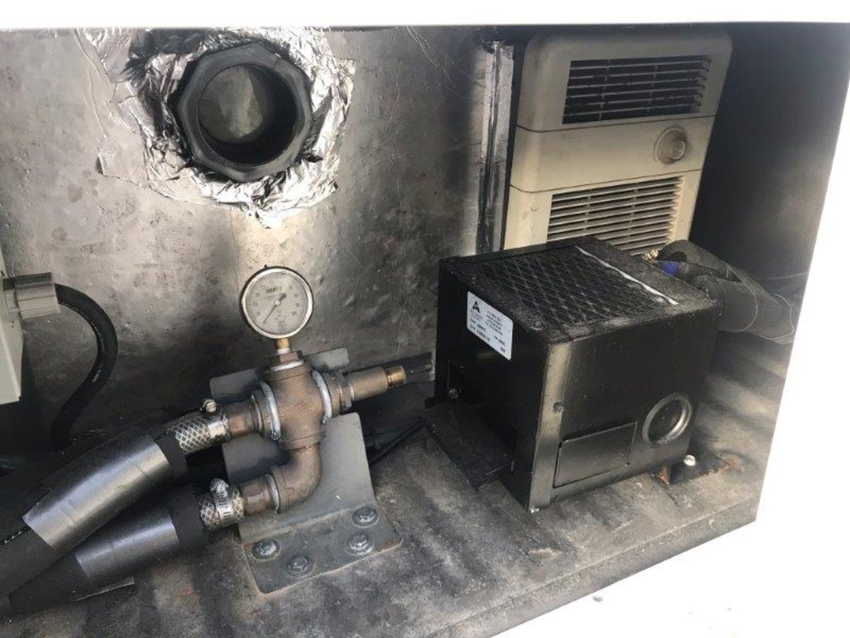 Lavatory Truck Ford/Stinar SLS 250/F 250