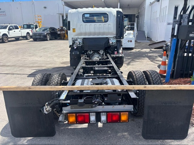 Truck Chassis Isuzu NPR - Gasoline