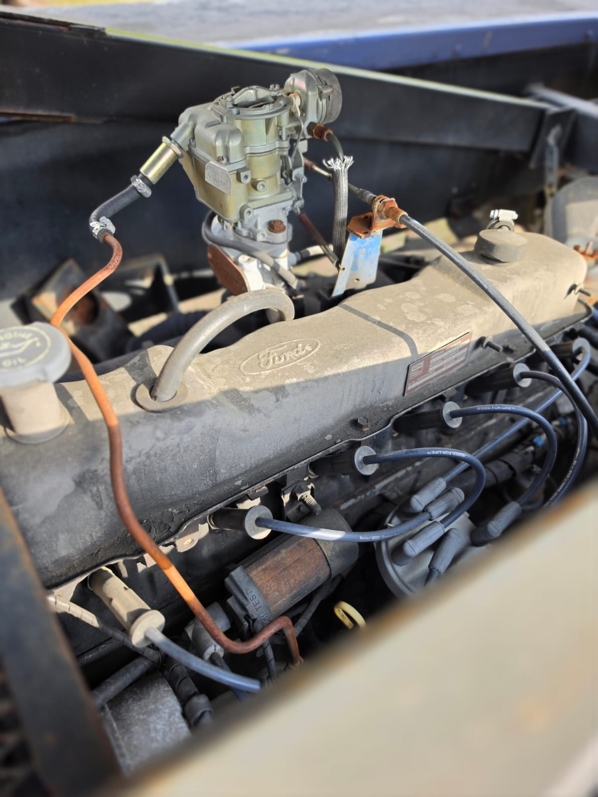 Belt Loader Tug 660