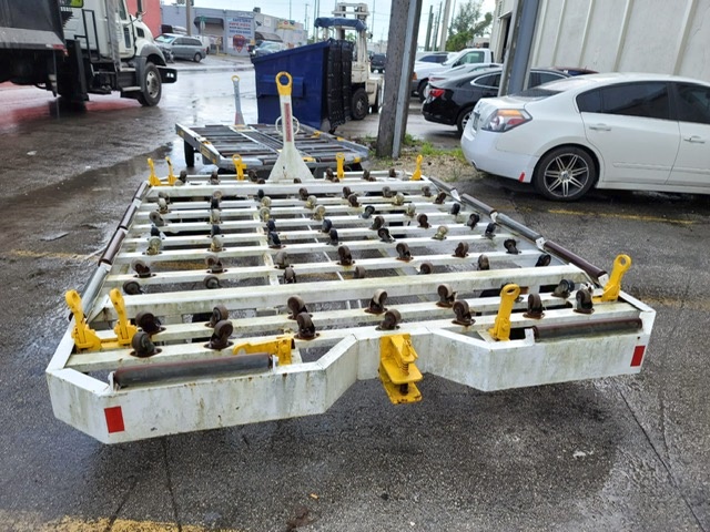 LD7 Clyde/15F2566 Open Caster