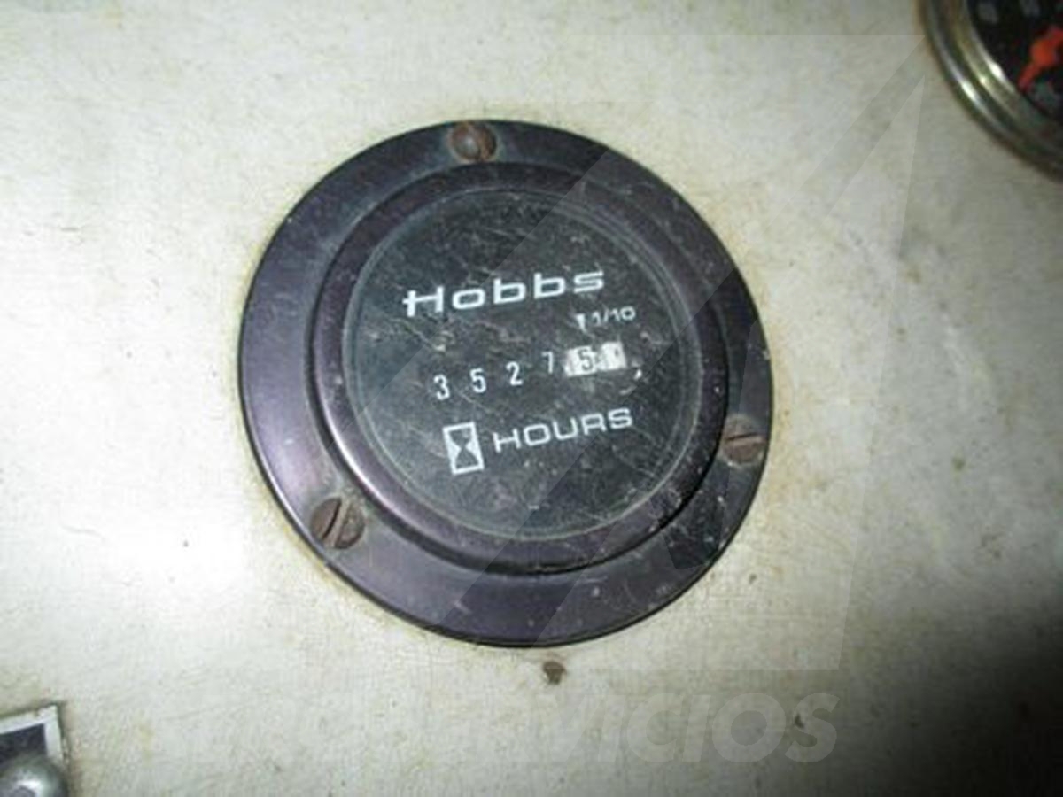 Push Back Tractor Hough-Paymover T-225 SL+ 400Hz GPU Hobart