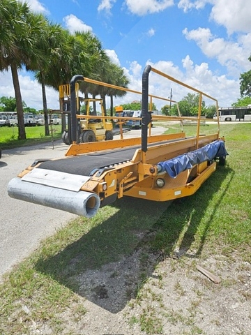 Towable Belt Loader Wasp A01771D-3179