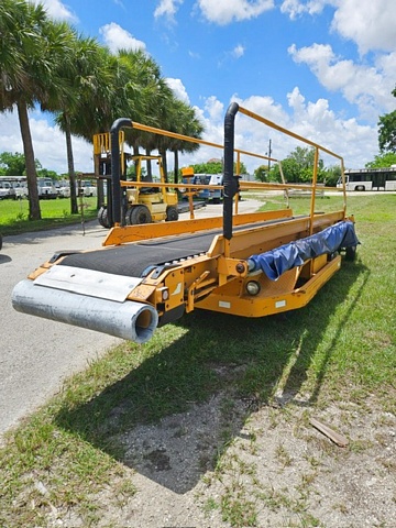 Towable Belt Loader Wasp A01771D-3179