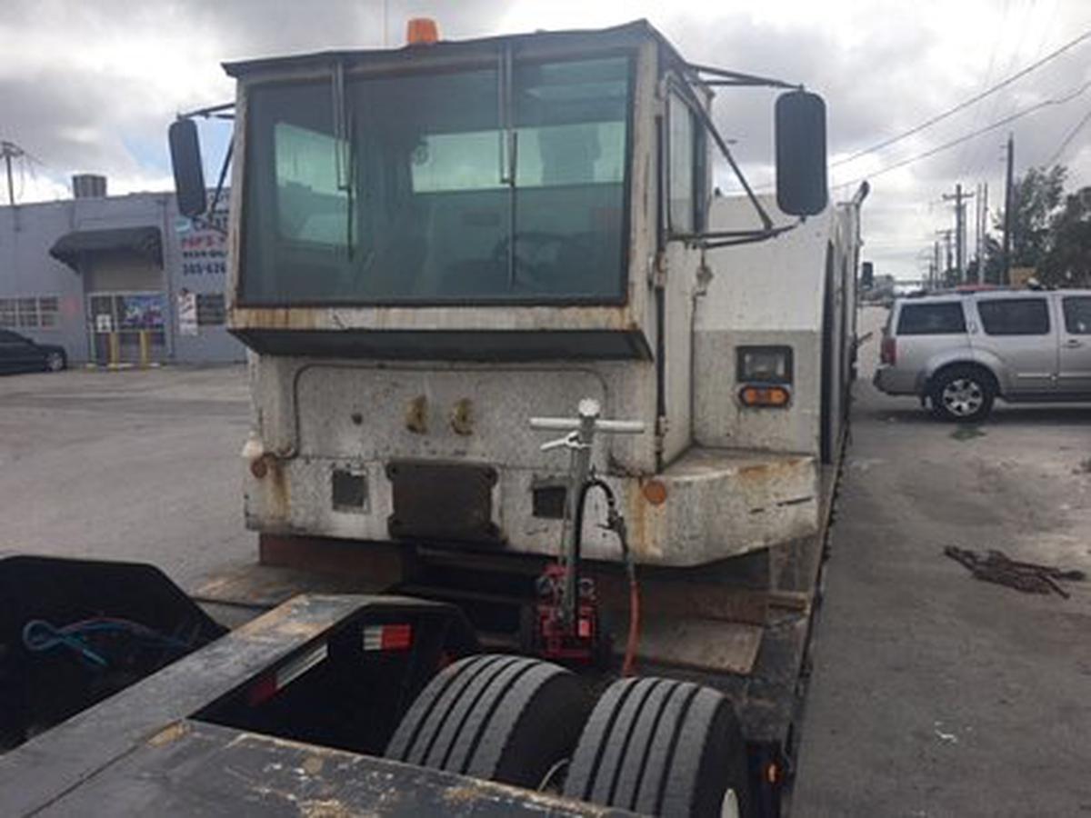 Push Back Tractor S&S GT-90C