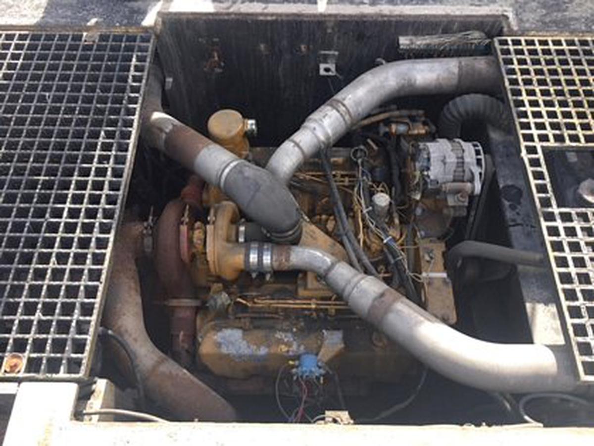 Push Back Tractor S&S GT-90C