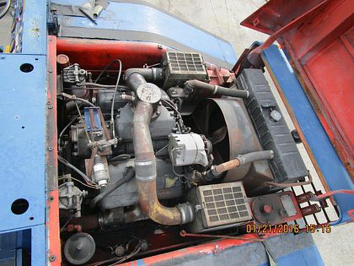 Push Back Tractor Hough-Paymover T-300