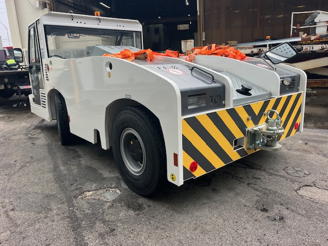 Push Back Tractor TLD TMX-150-9 Tier 4F