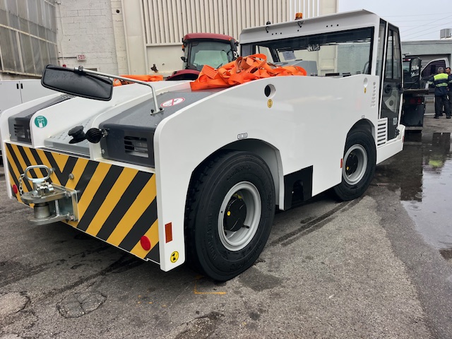 Push Back Tractor TLD TMX-150-9 Tier 4F
