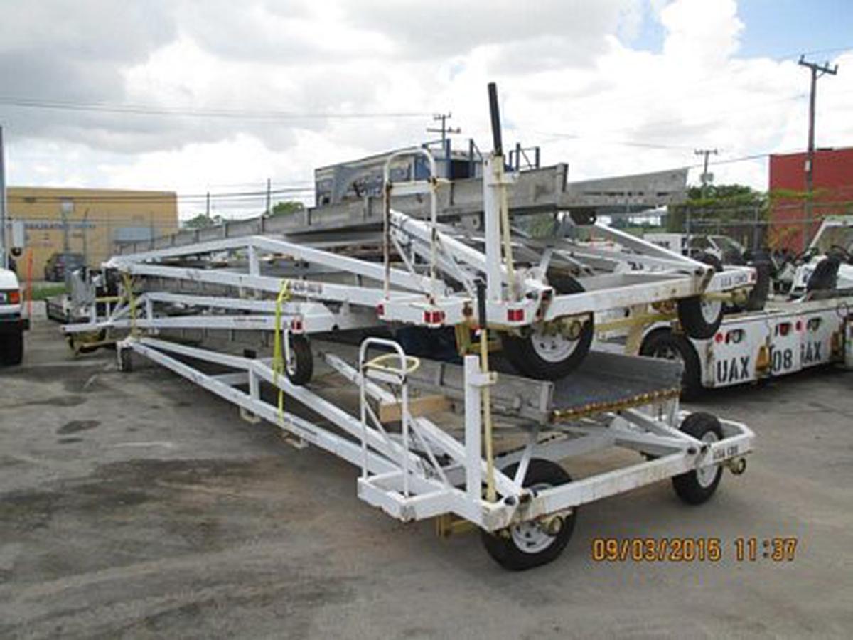 Passenger Boarding Ramp KCI Inc. SGR-2028