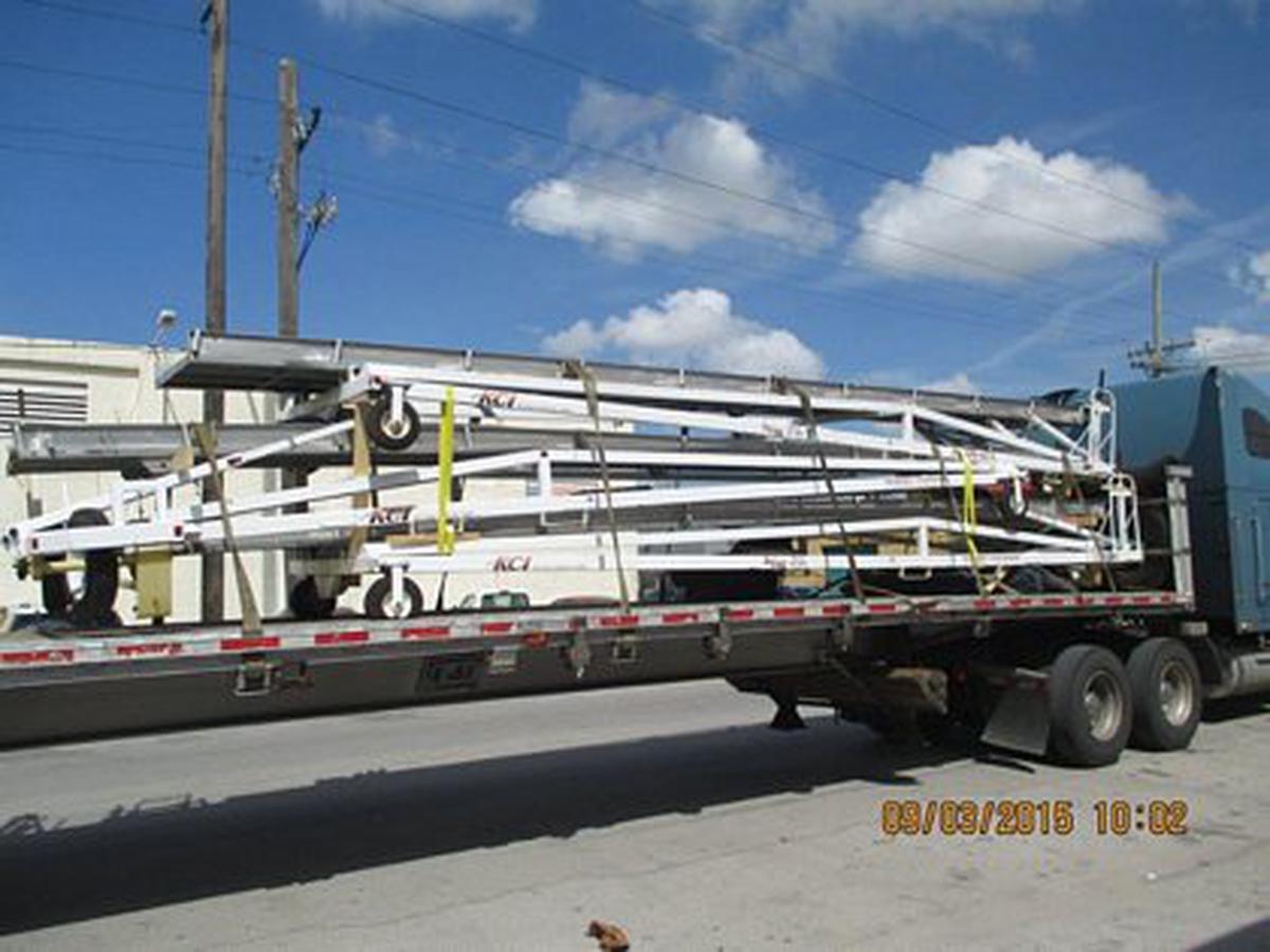 Passenger Boarding Ramp KCI Inc. SGR-2028