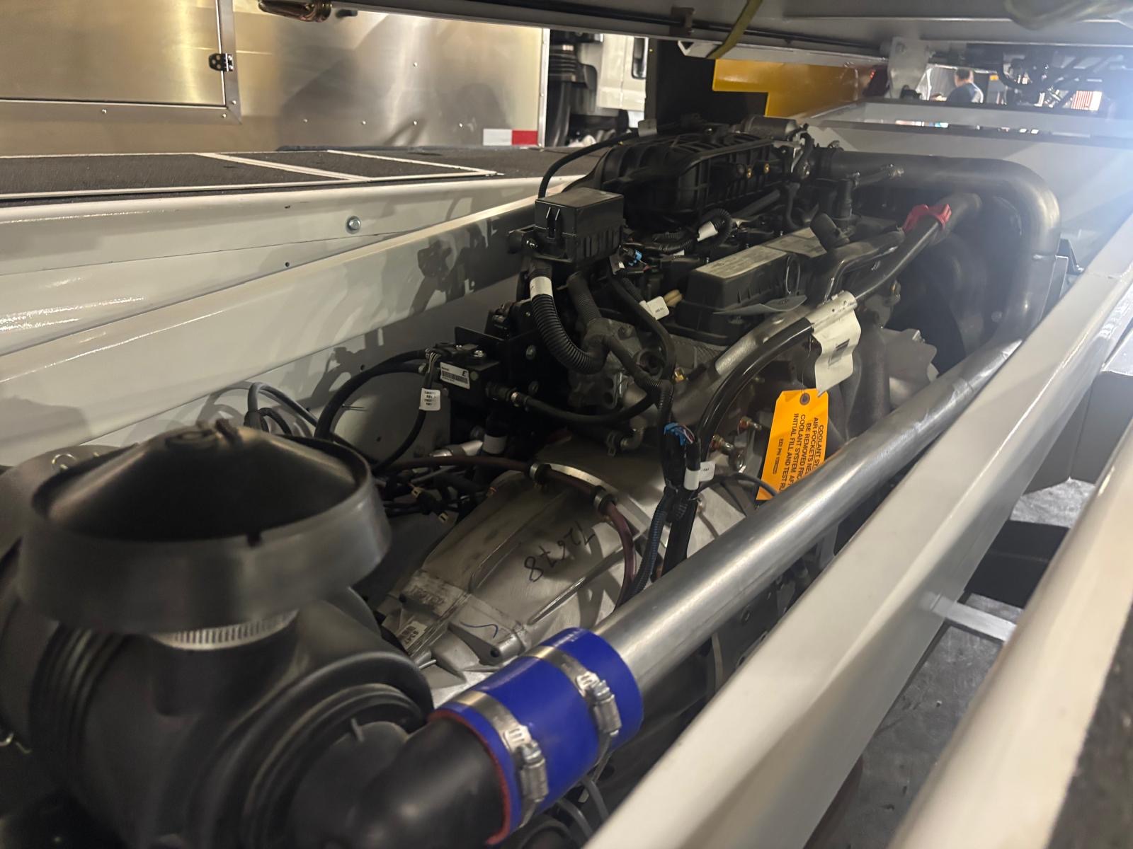 Belt Loader Tug 660