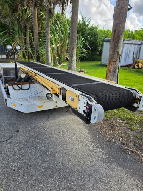 Towable Belt Loader Wasp A208428D