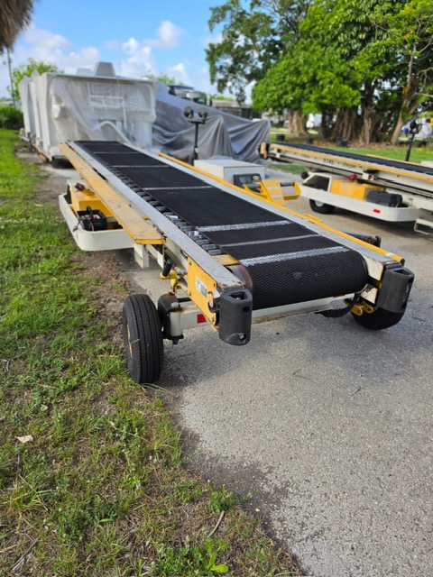 Towable Belt Loader Wasp A208428D