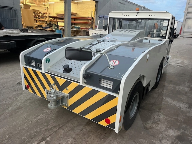 Push Back Tractor TLD TMX-150-15 Tier 4F