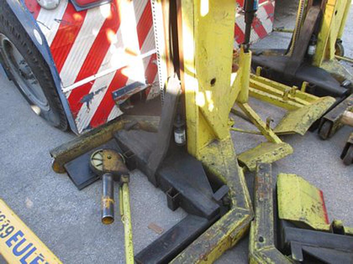 1983 Sefac 1200M50- Mobile Motor Lift