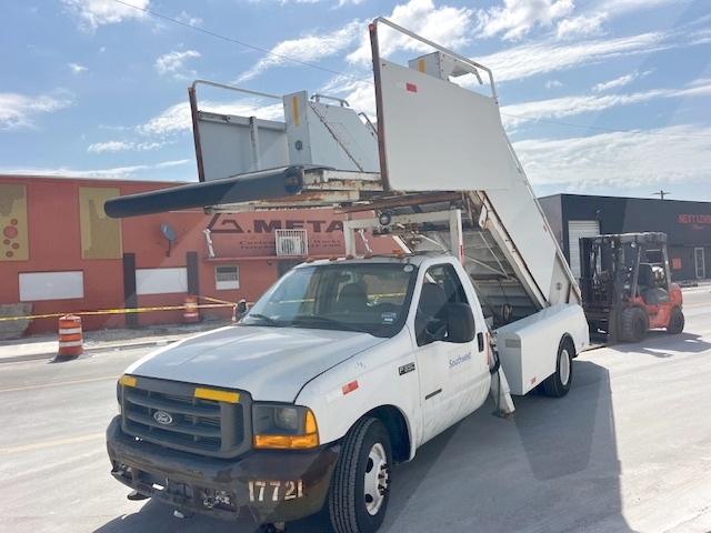 Motorized Passenger Stair Ford/Stinar F-350/SPS-3518