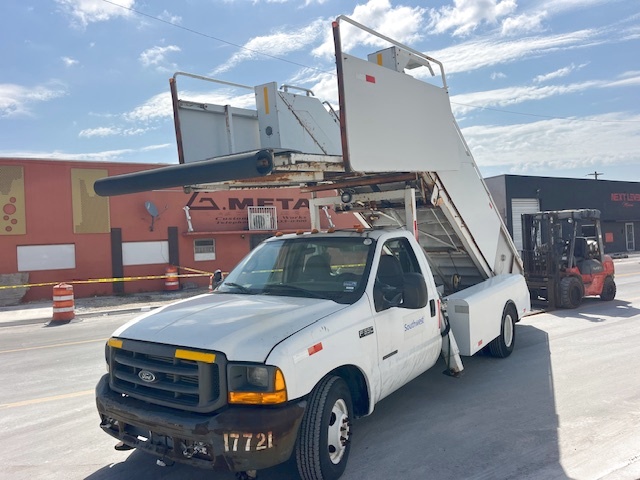 Motorized Passenger Stair Ford/Stinar F-350/SPS-3518