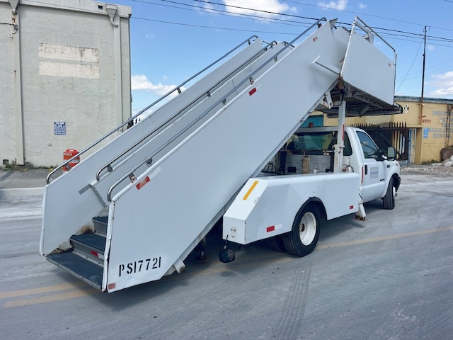Motorized Passenger Stair Ford/Stinar F-350/SPS-3518