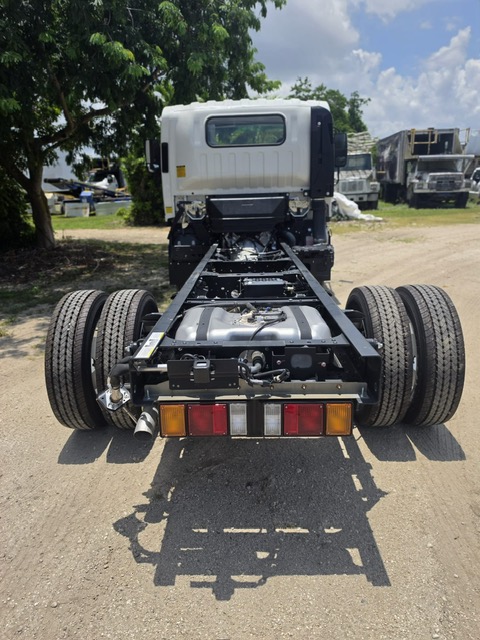 Truck Chassis Isuzu NPR - Gasoline