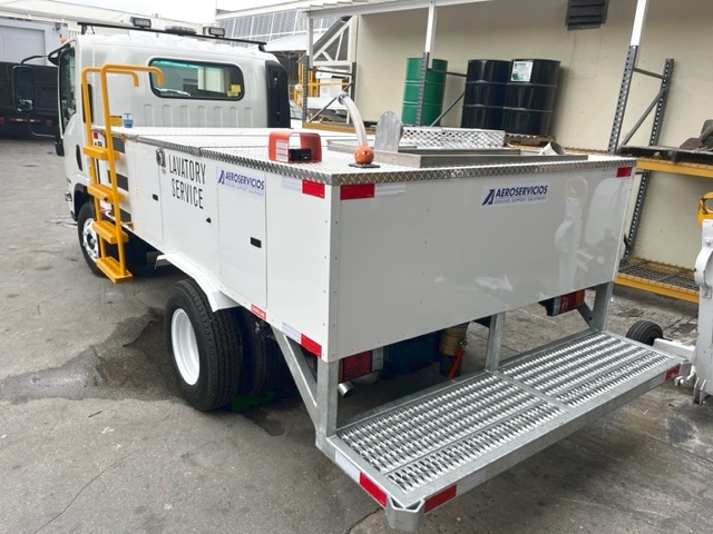 Lavatory Truck Isuzu/Standard GSE NPR- Gasoline