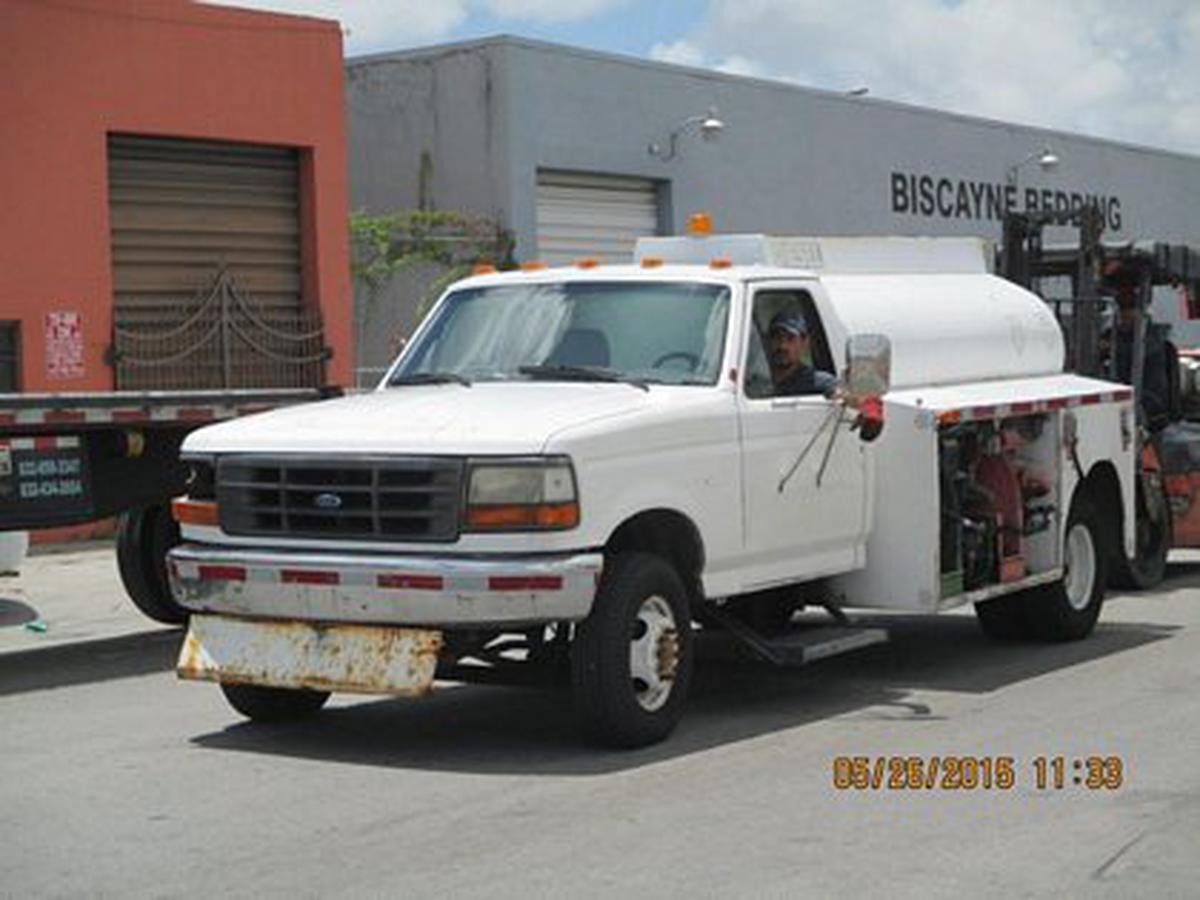 Fuel Truck Ford F-350