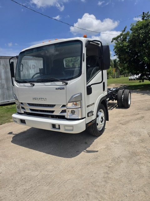 Truck Chassis Isuzu NPR - Gasoline