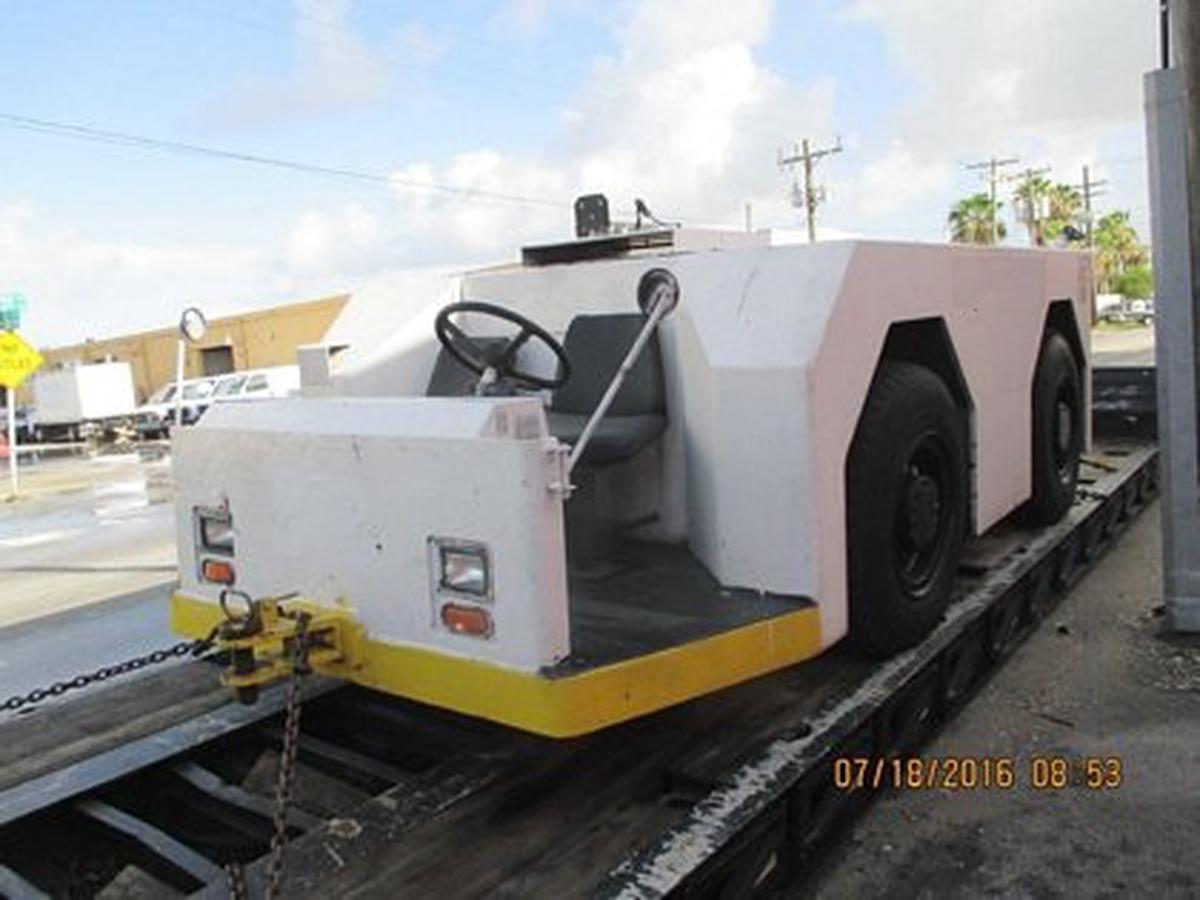 Push Back Tractor S&S GT-50