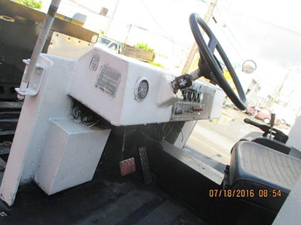 Push Back Tractor S&S GT-50