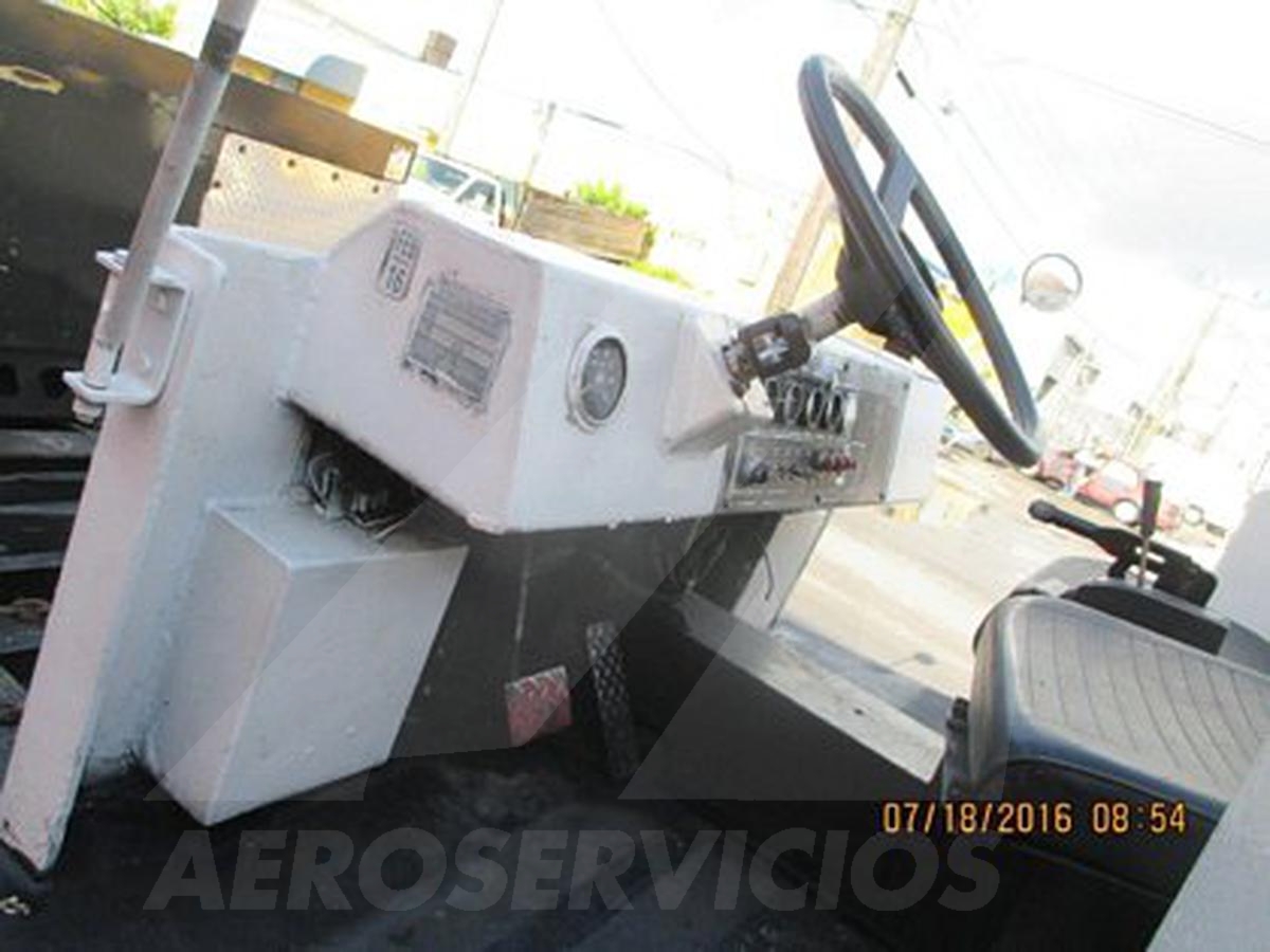 Push Back Tractor S&S GT-50