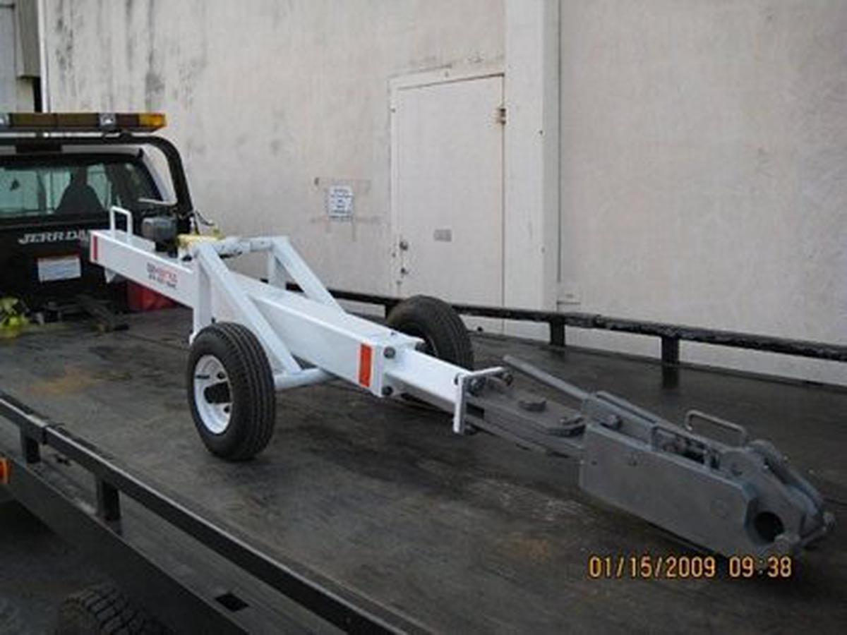 Tow Bar Hall Industries TB-8714