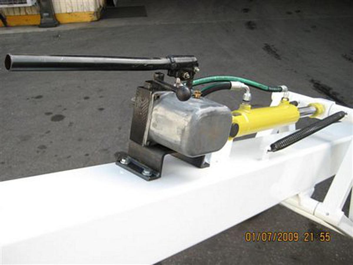 Tow Bar Hall Industries TB-8714