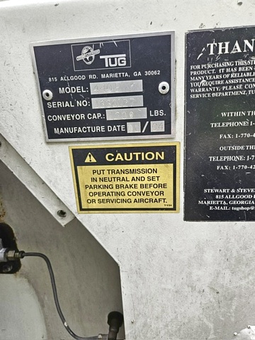 Belt Loader Tug 660E