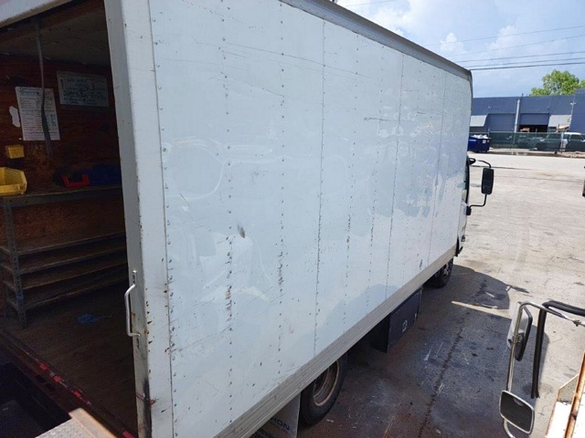 Truck Chassis Isuzu NPR-HD Diesel