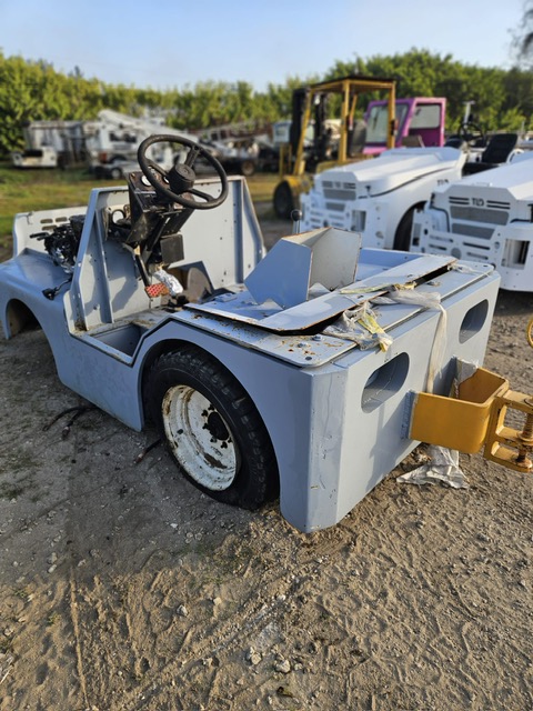 Baggage Tractor Tug  M1A40