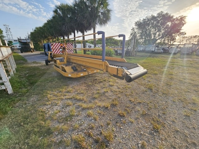 Towable Belt Loader Wasp A01771D-3650