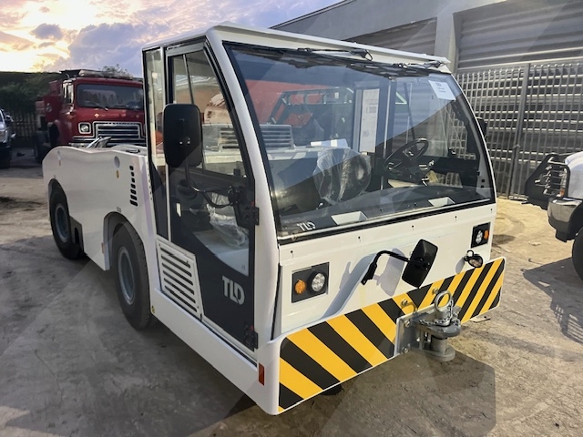 Push Back Tractor TLD TMX-150-15 Tier 4F