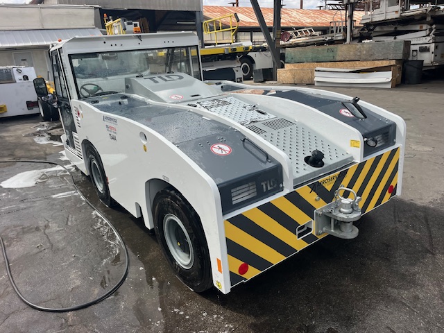 Push Back Tractor TLD TMX-150-15 Tier 4F