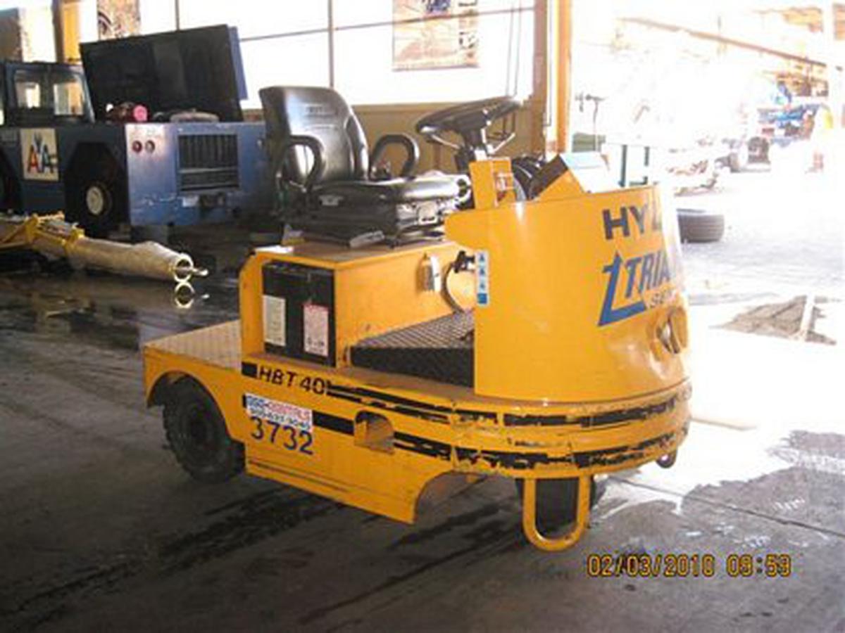 2005 Hyundai HBT-40