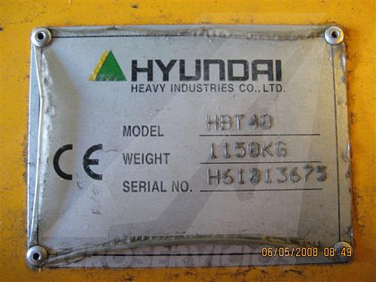 2005 Hyundai HBT-40