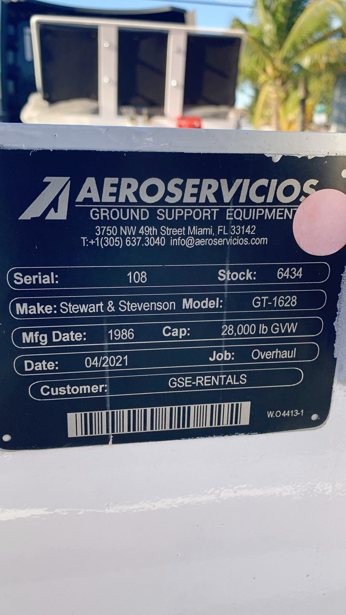 Push Back Tractor S&S GT-1628