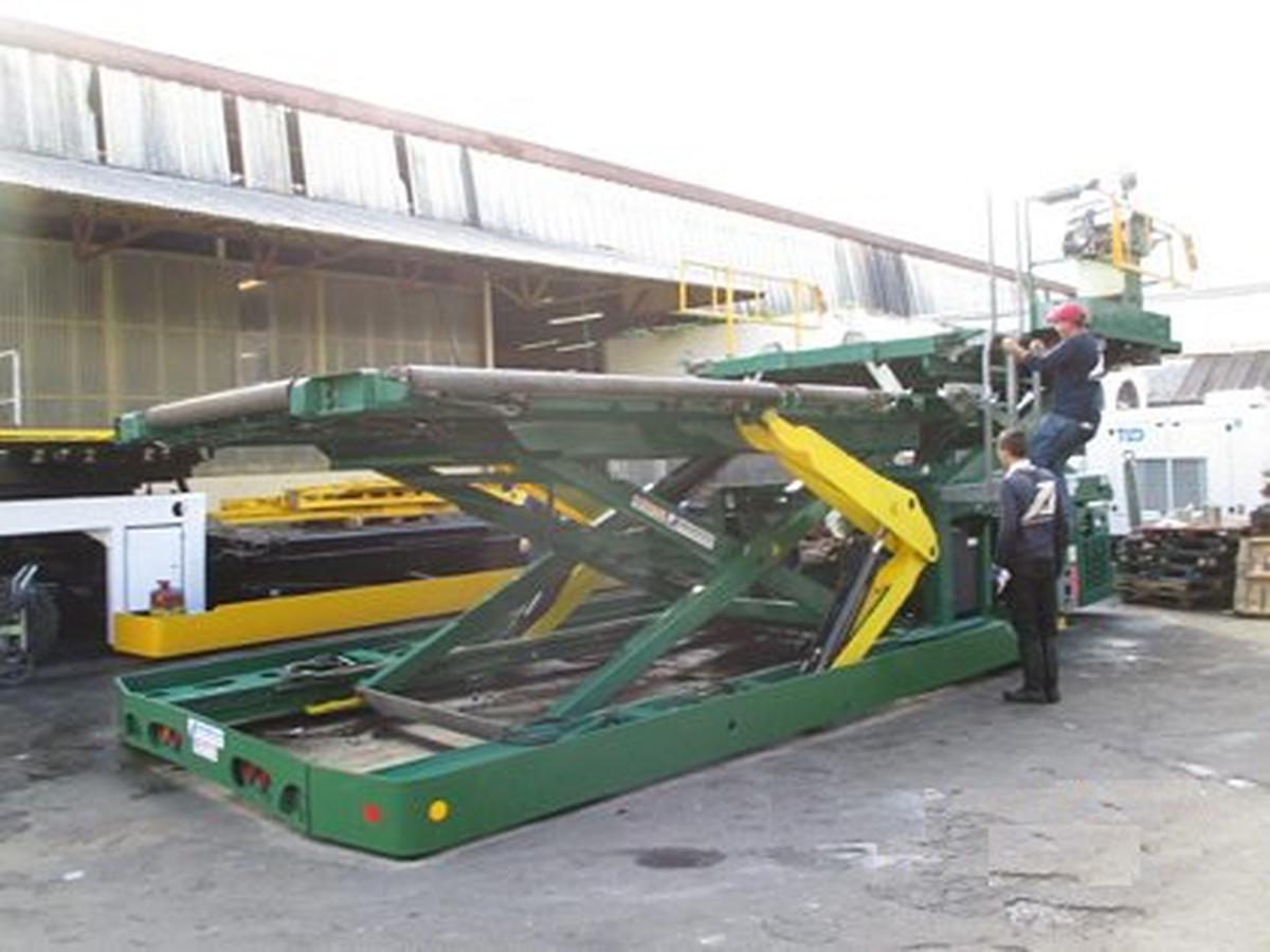 Cargo Loader TLD 828 Wide