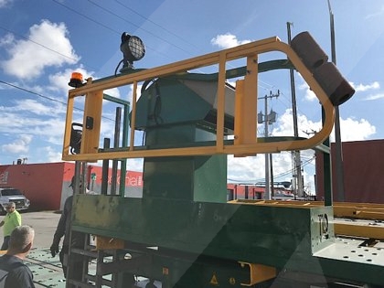 Cargo Loader TLD 828 Wide
