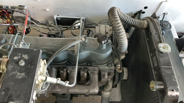 Belt Loader Tug 660-11