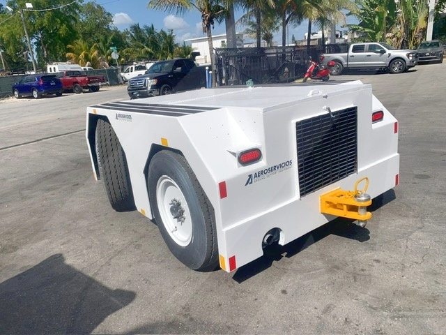 Push Back Tractor S&S GT-32