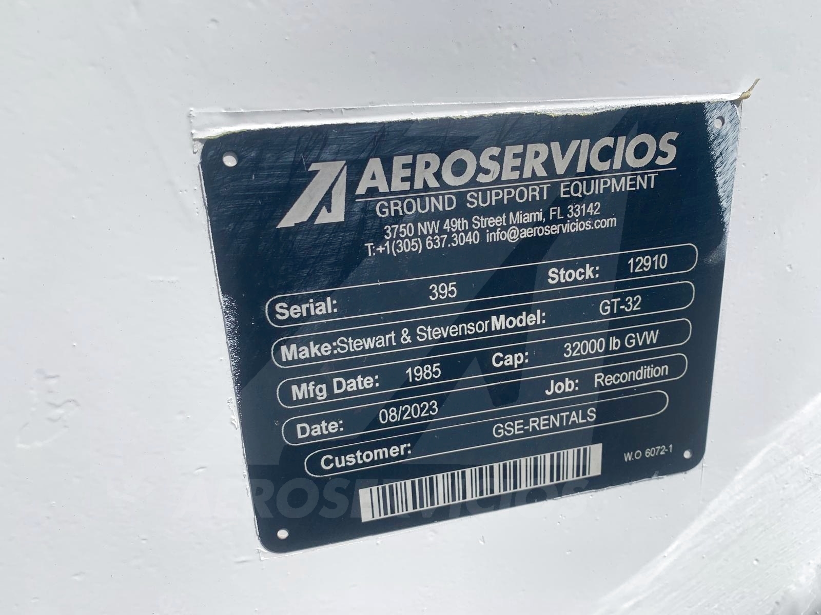 Push Back Tractor S&S GT-32