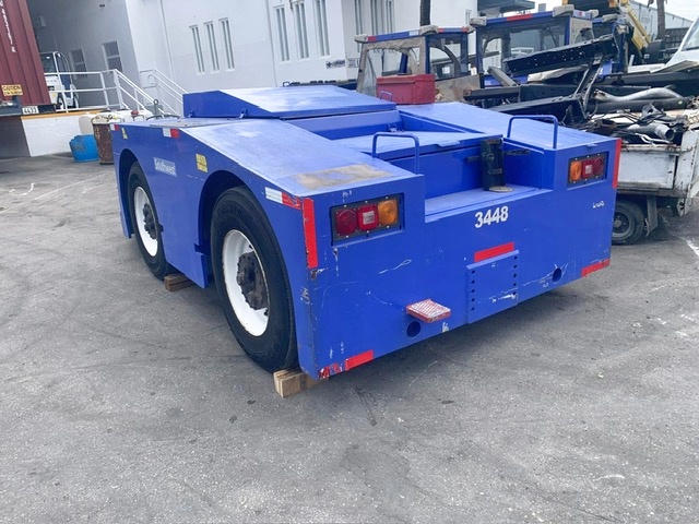 Push Back Tractor FMC B350E