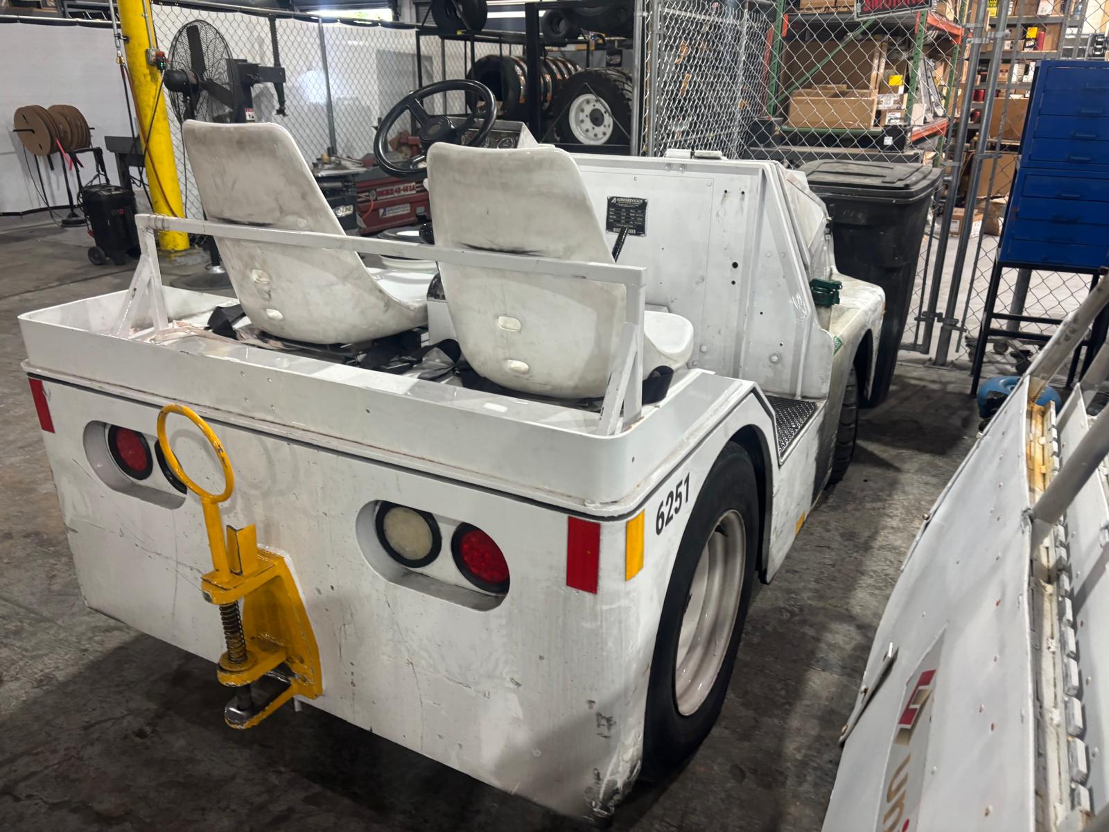 Baggage Tractor Tug M1A30-14