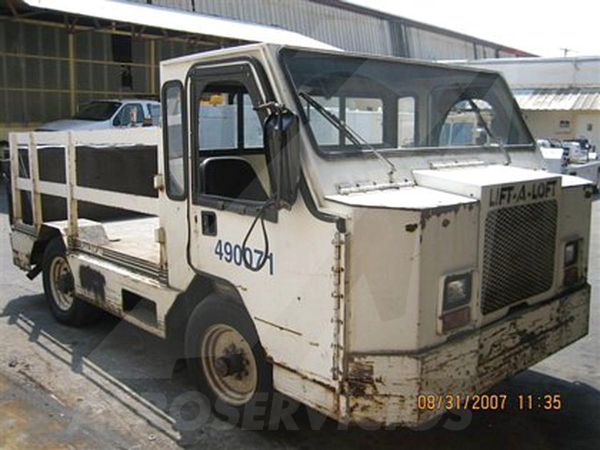 2000 Lift-A-Loft APV Flat Bed